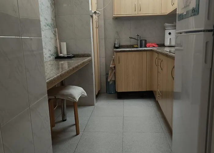 Habitación Amueblada En Apartamento *